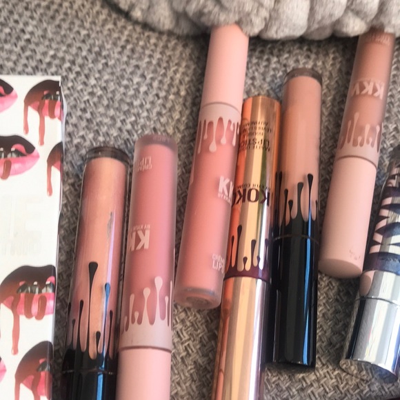 Kylie cosmetics, and I have a ton of stuff! 💕💕 - Picture 3 of 6